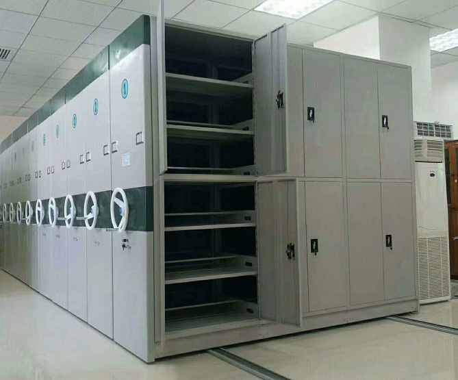 ϵ